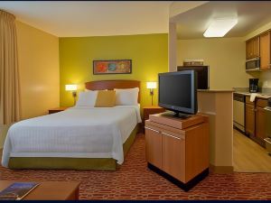 MainStay Suites Middleburg Heights Cleveland Airport