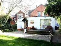 Campbells Guest House Hotels in Braunstone Town