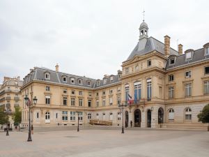 Hôtel Résidence Quintinie Square