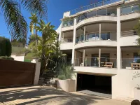 Cannes Villa St Barth : Maison d'hôtes de prestige 5 étoiles à Cannes - Piscine - SPA