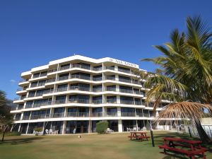 San Simeon Beachfront Apartments Tugun