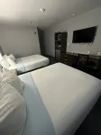 Sugar Creek Inn & Suites