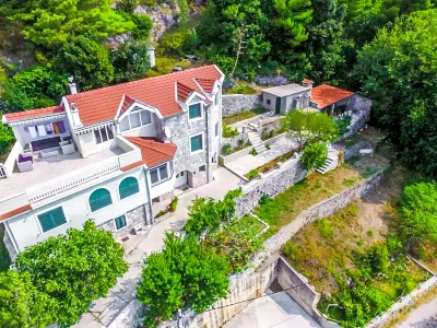 Villa Charlie Hôtels à : 