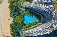 The Empyrean Cam Ranh Beach Resort - Pools