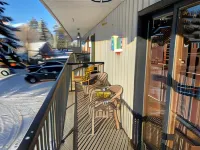 Mountain View Motel Hotels in Smithers