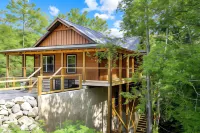 Antler Ridge 3 Bedroom Cabin by RedAwning