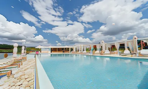 Riviera Wellness Resort Hotel