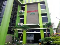 Green Hotel