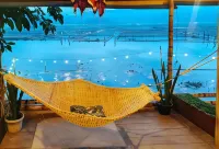 Sunrise Garden Lake Resort