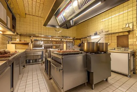 Gothmann's Hotel Отели в г. Басторст