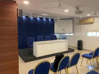 เดอะ รีช โรงแรม