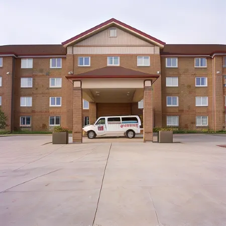 Woodlands Inn & Suites