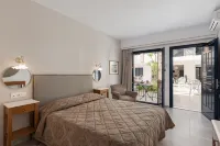 Nami Hotel & Suites