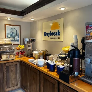 Days Inn by Wyndham Dahlonega University Area