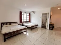 Potato Hotel Hotels in Asam Kumbang