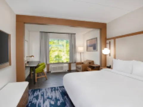 フェアフィールド イン & スイーツ バイ マリオット コロンビア・ダウンタウン コロンビアのホテル