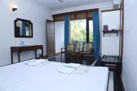 Topaz Beach Hotel - Ocean View