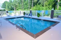 Best Western Plus Ruston Hotel - Pools
