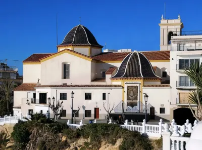 Hostal Anna Benidorm Hotels near Parroquia de San Jaime y Santa Ana