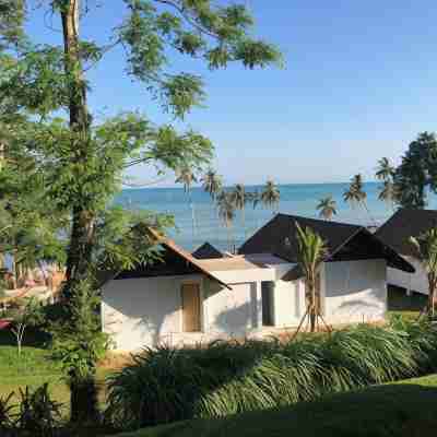 Little Moon Villa Hotel Exterior