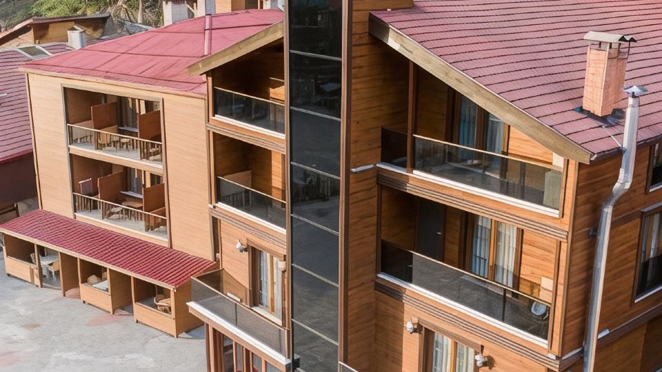 Elif Inan Hotel