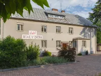 Hostel Biały Dom Hotels near Podgorze Duchackie