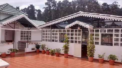 Garden Manor