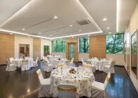 Hycinth Hotels - breakfast