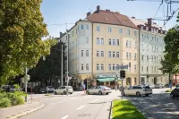 سيرفوس أبارتمنتس باي هوماريس فنادق في 