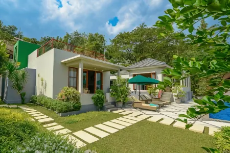 Villa Karingal Отели в г. Lembah Sari