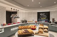 Hampton by Hilton Batumi Center Hotel a 