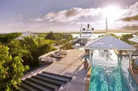 Barefoot Cay Resort Hotels in French Cay