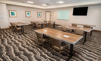 Staybridge Suites Washington DC East - Largo