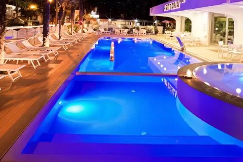 Hotel Vittoria - 4-Star
