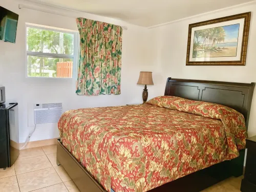 Glades Motel - Naples