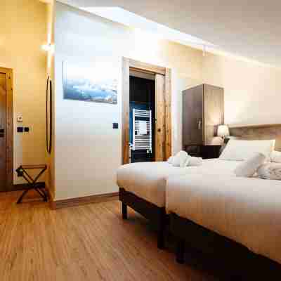 Hostellerie du petit Saint Bernard Rooms