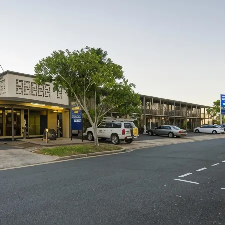 Mid City Motor Inn