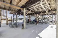 Cocodrie Waterfront Fishing Camp - Sportsmans Paradise