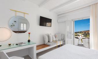 Elements Sifnos Boutique