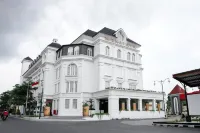Mahalaya the Legacy Hotel Hotel dekat Masjid Subulussalam Komplang