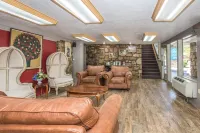 Fabulous Chalet Inn - Jacuzzi
