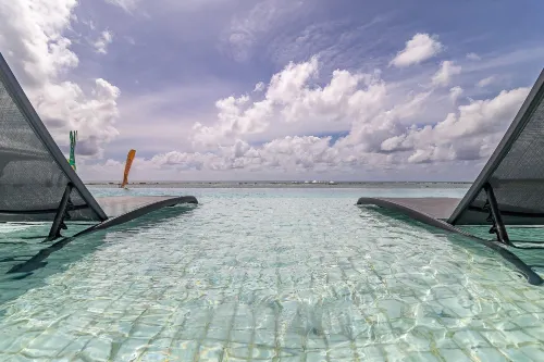 Cobertura Com Piscina Privativa | Pé na Areia | Vista Mar | Barra Bali | Destino Bsm 417 - Homestays