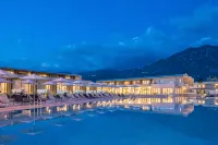Horizon Blu Boutique Hotel - مسبح