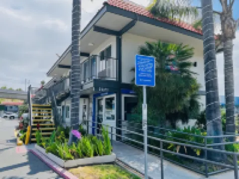 Motel 6 la Mesa, CA - San Diego Hotels in La Mesa