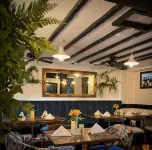 OYO The Blue Boar Inn Các khách sạn ở Coughton