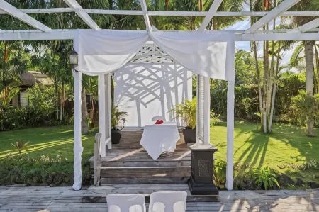 Orator Hotel Samoa
