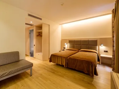 Barcelona House Hotels in Gotic