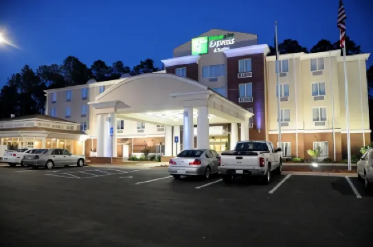 Holiday Inn Express & Suites BAINBRIDGE by IHG