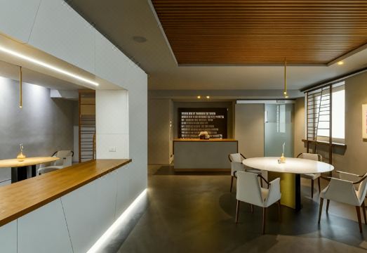 파에스툼 호텔 내부 인테리어