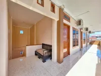 RedDoorz Syariah Near Pasar Raya Padang Hotel a West Padang